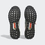 Adidas UltraBOOST HR0070