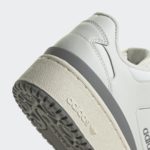 Sneaker ID1805