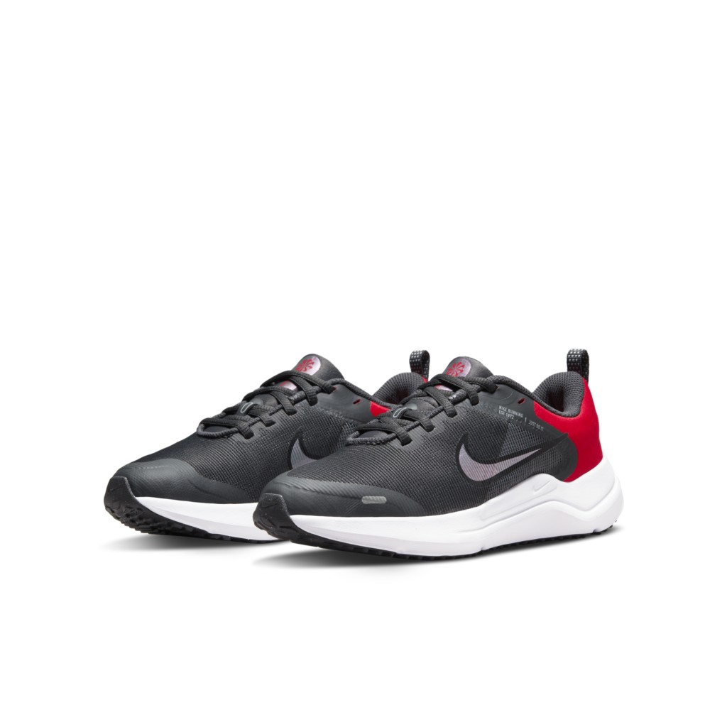 Sneaker DM4194-001
