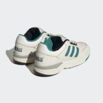 Sneaker ID6877