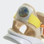 Sneaker ID7482