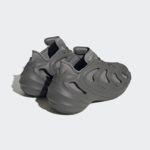 Sneaker IE7448