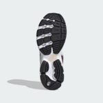 Sneaker IE6986