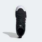 Sneaker IE2317