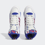 Sneaker ID2203