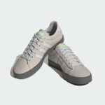 Sneaker IF7489