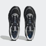 Sneaker ID2177