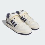 Sneaker IE9935
