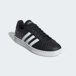 Adidas Court EE7900