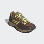 Sneaker GY9672