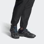 Sneaker FZ6579