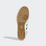 Sneaker EG2732