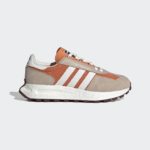 Sneaker IE2210