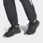 Sneaker HP9732