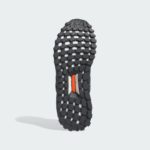 Adidas UltraBOOST ID1747