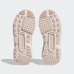 Sneaker HQ1570
