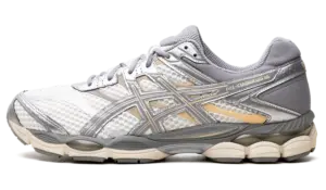 Asics GEL-Cumulus 16 “Cream / Clay Grey”: low-key runner that goes with everything