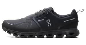 On Cloud 6 WP “Black Black”: honestly black, premium price tag