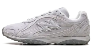 New Balance 204L “Natural”: selling subtlety as a strategy