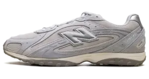 New Balance 204L “Grey Matter Shipyard”: low-profile hype in grey