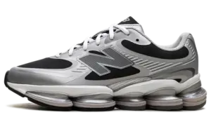 New Balance Abzorb 2000 “Silver Metallic-Faded Black”: retro-tech