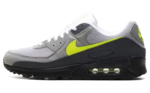 Nike Air Max 90 “Neon”: black beast under high voltage