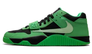 Jordan Jumpman Jack “Green Spark”: Travis’ own silhouette hits hard in green
