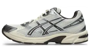 Asics GEL-1130 “Cream / Cocoa Powder”: the beige trend gets it right here