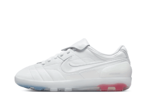 Jacquemus x Nike Cryoshot Tiempo R10: minimal designer drop