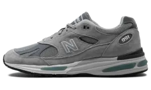 New Balance 991 in Grey: Why Made in England Changes the Buying Equation