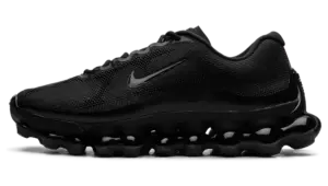 Nike Air Liquid Max “Triple Black” (IQ7634-003): the same skin, only at night