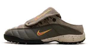 Nike Total 90 Mule × Kids of Immigrants “Khaki” (IH4422-200) — football became a mule