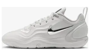 Nike A’Two “White Label” (IX1852-100): all white, all in the details