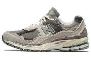 New Balance 2002RD “Rain Cloud”: a low-key grey shade for every day