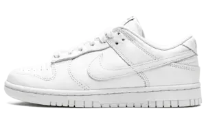 Nike Dunk Low “Triple White”: why a colorless sneaker is the hardest choice